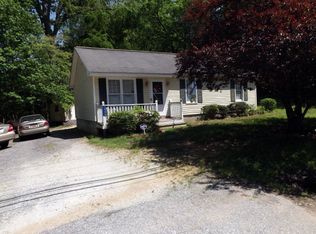 1906 Kateway, Greenwood, SC 29646