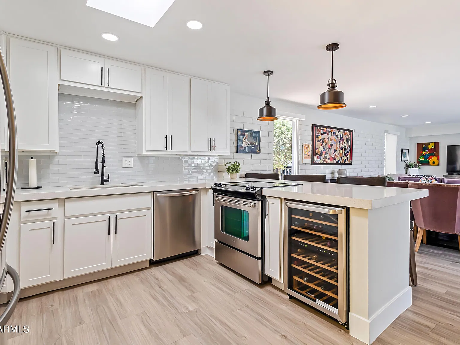 2 bed, 2.0 bath, 1424 sqft, $2,350 — Photo 4