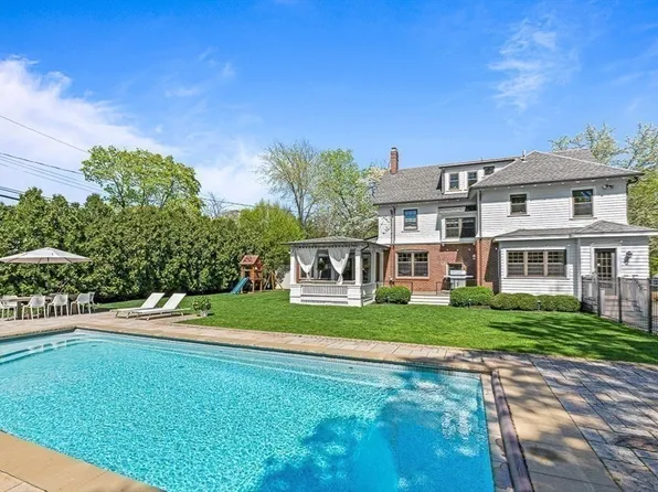 54 Wedgemere Ave, Winchester, MA 01890