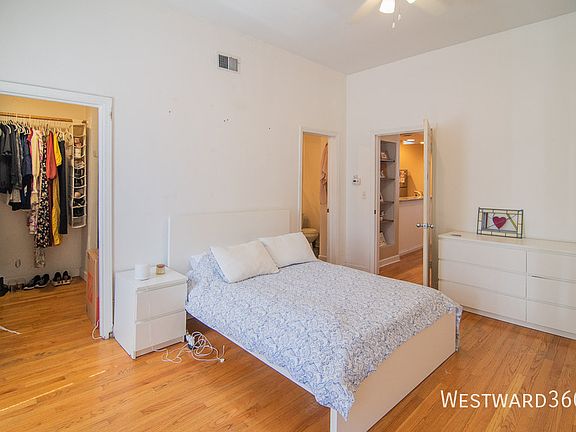 4th image of 1962 N Lincoln Ave #2