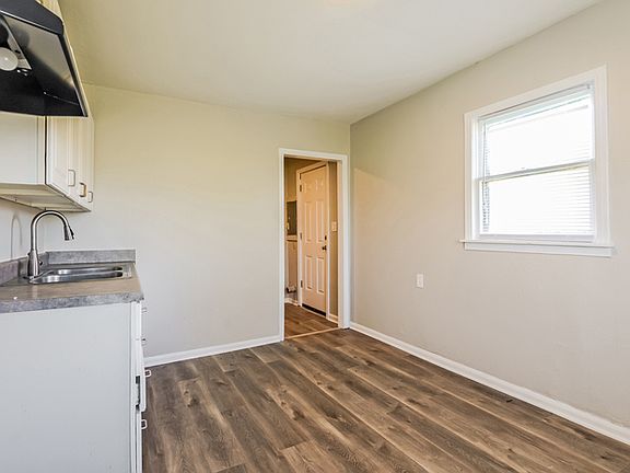 4th image of 2650 Kristen Dr