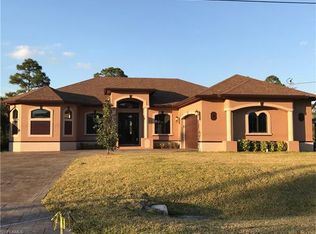 2914 10th St W, Lehigh Acres, FL 33971