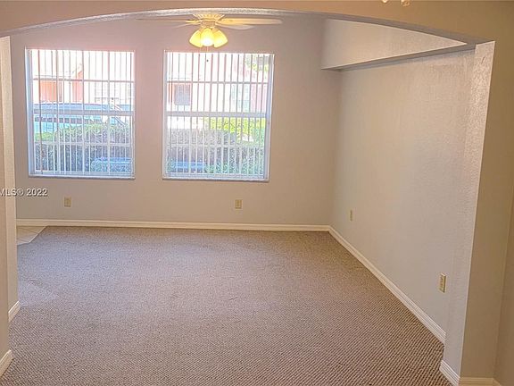 2nd image of 102 SW Peacock Blvd #2105