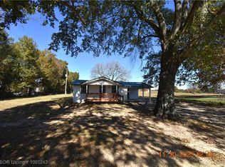 464025 Highway 141, Gans, OK 74936