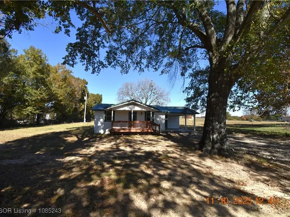 464025 Highway 141, Gans, OK 74936
