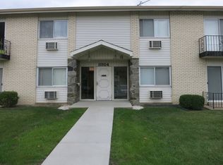 8924 Kenneth Dr APT 1F, Des Plaines, IL 60016