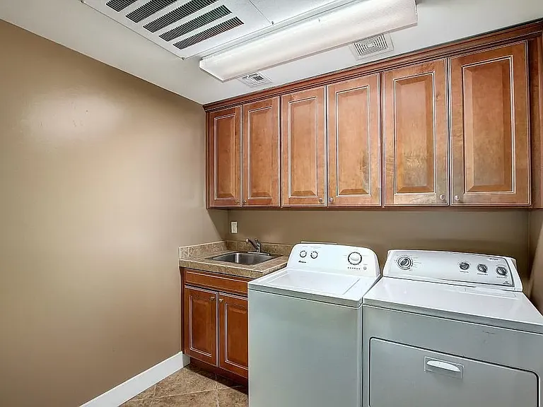 2608 E Turney Ave #3 — Photo 7