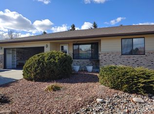 1708 Manchester Dr, Montrose, CO 81401