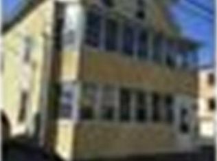 9 Ash St #3, Clinton, MA 01510