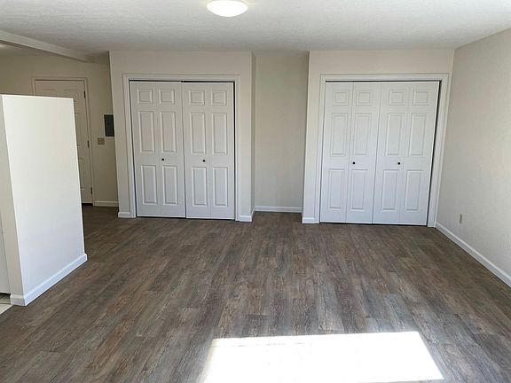 3rd image of 410 Ellwood Beach Dr #B