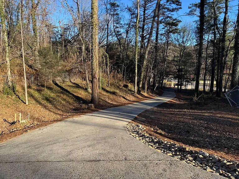 635 Aiken Rd #2 — Photo 2