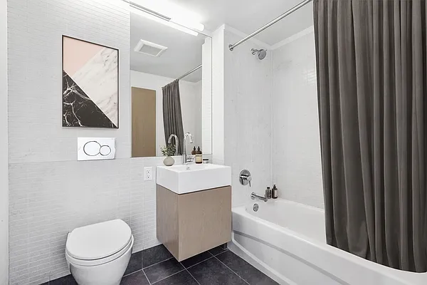 Rented by Greystar | media 20