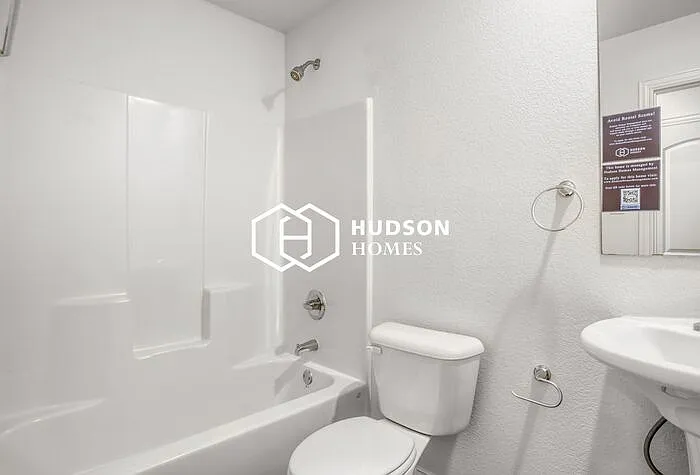 506 E Shepherd St — Photo 12