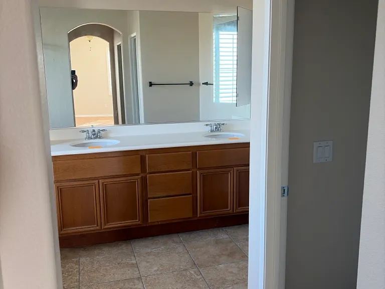 2841 Hornbeam Rd — Photo 10