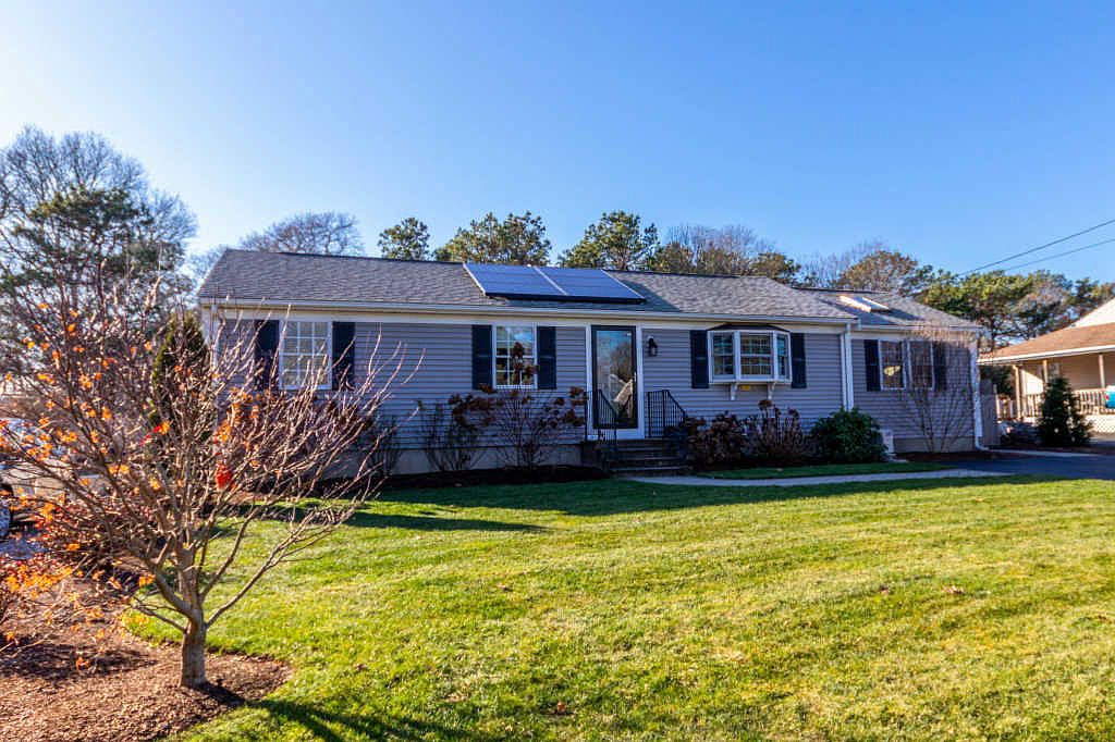 371 Megan Rd, Hyannis, MA 02601 Zillow