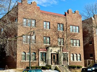 4468 N Oakland Ave APT 34, Milwaukee, WI 53211