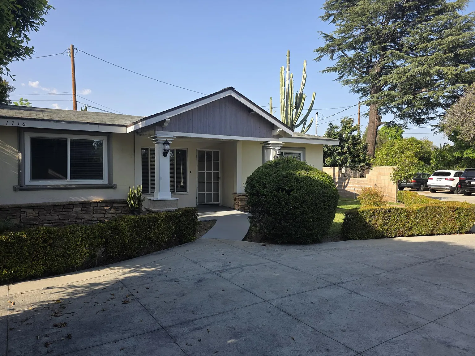 3 bed, 1100 sqft, $3,450 — Photo 4