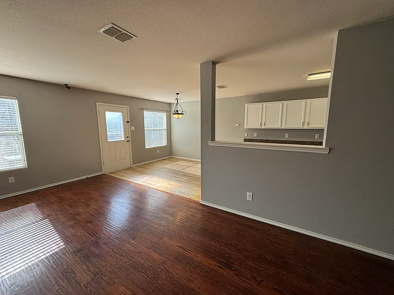 13287 Fowler Dr — Photo 17
