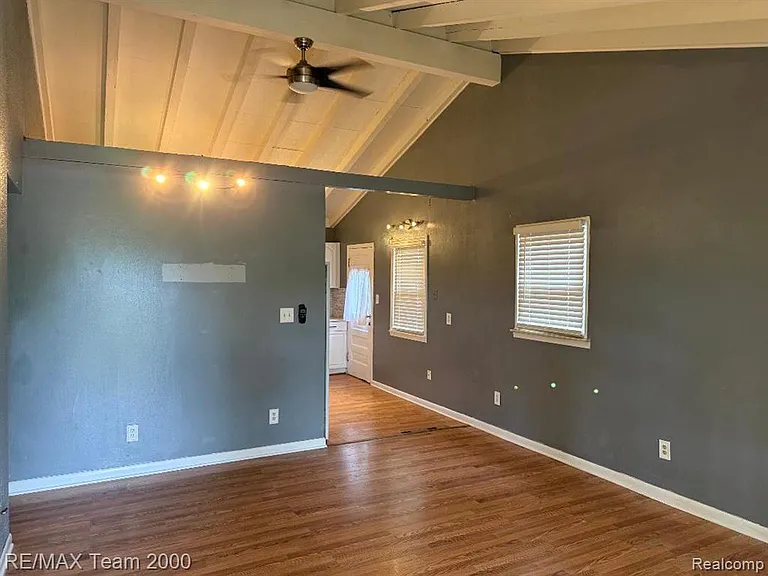 25086 Annapolis St — Photo 6