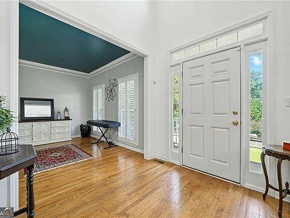 5th image of 406 Sunflower Rdg