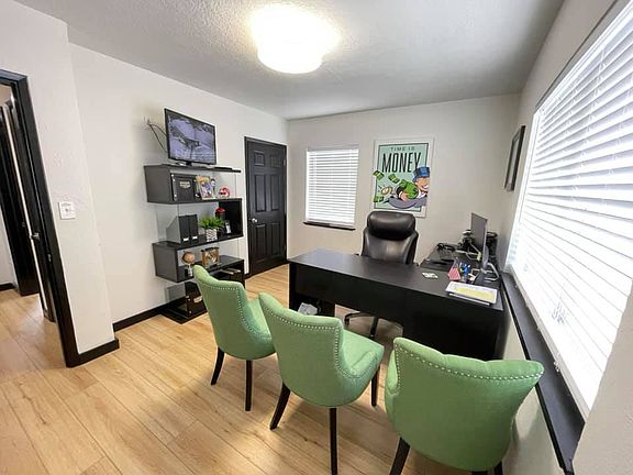 4th image of 2414 University Blvd W #1