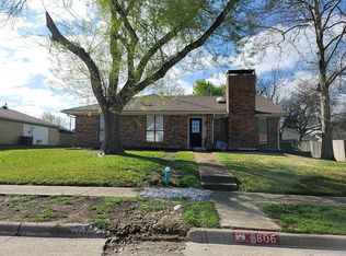 2806 Churchill Way, Garland, TX