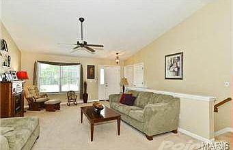 Soaring vaulted greatroom