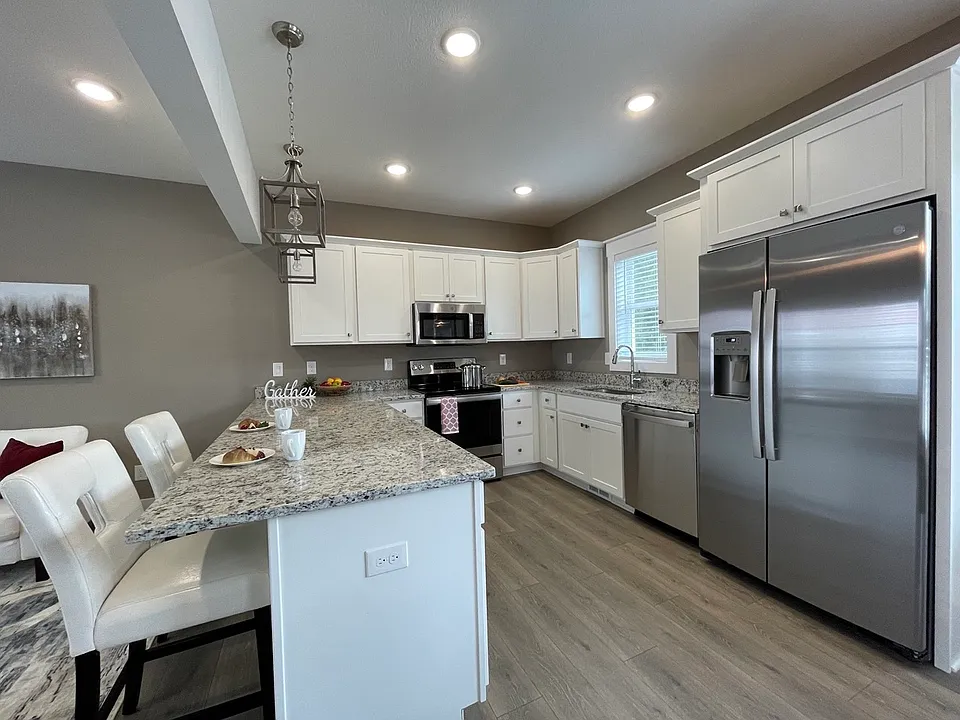 1732 Chief Okemos Cir
