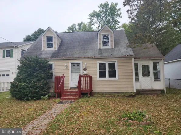 132 Chelton Ave, Morrisville, PA 19067
