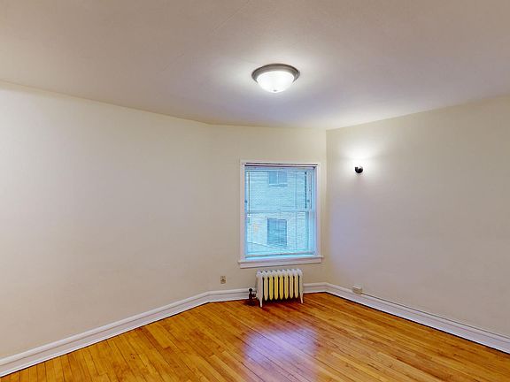 5th image of 10 E Gorham St #2115435