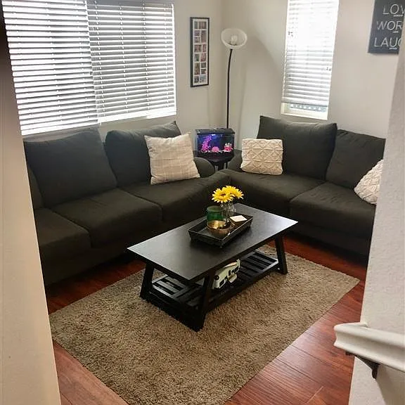 463 Almond Rd — Photo 4