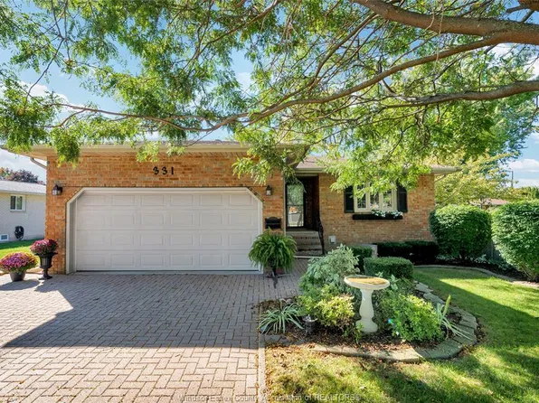 331 Lesperance Rd, Tecumseh, ON N8N 1W2