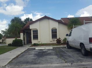 293 SW Sterret Cir, Port Saint Lucie, FL 34953