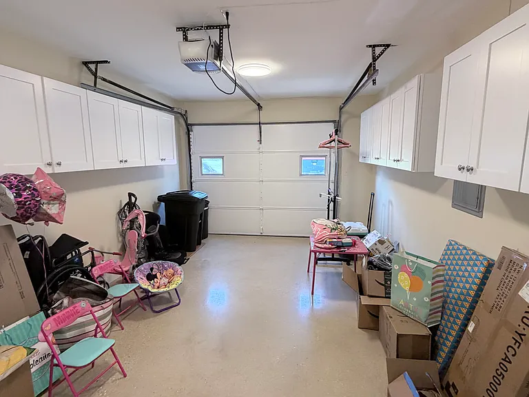 1023B Shetland Dr — Photo 4