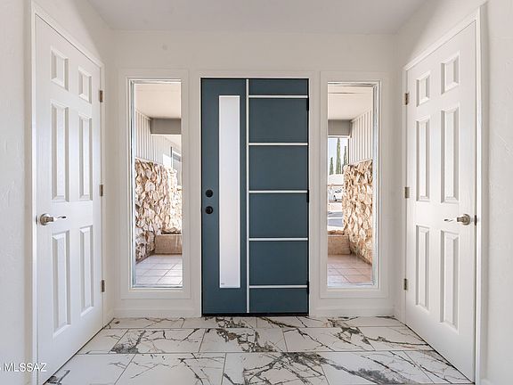 4th image of 4496 Queens Way