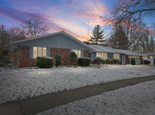 2501 Bedford Dr, Champaign, IL 61820