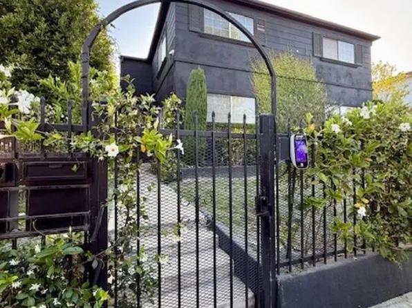 4275 McClung Dr, Los Angeles, CA 90008