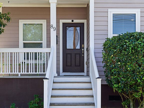 2nd image of 89 Simons St