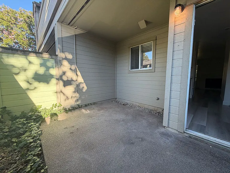 9151 Newhall Dr #116 — Photo 14