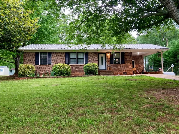 219 Lufkin Dr, Williamston, SC 29697
