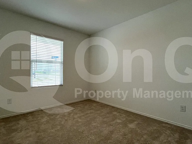 303 Ashbrook Way — Photo 15