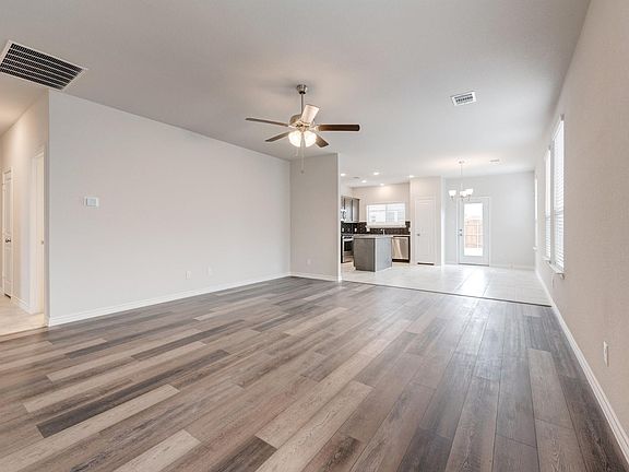 2nd image of 2833 Rose Heath Ln