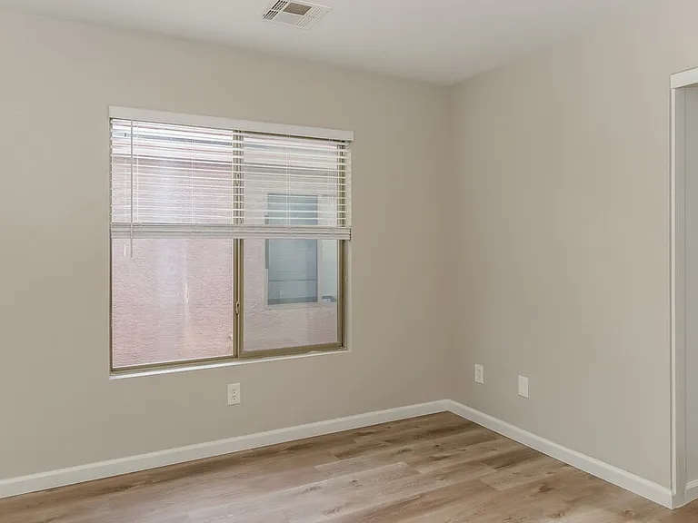 3409 Greenwood Springs Dr — Photo 10