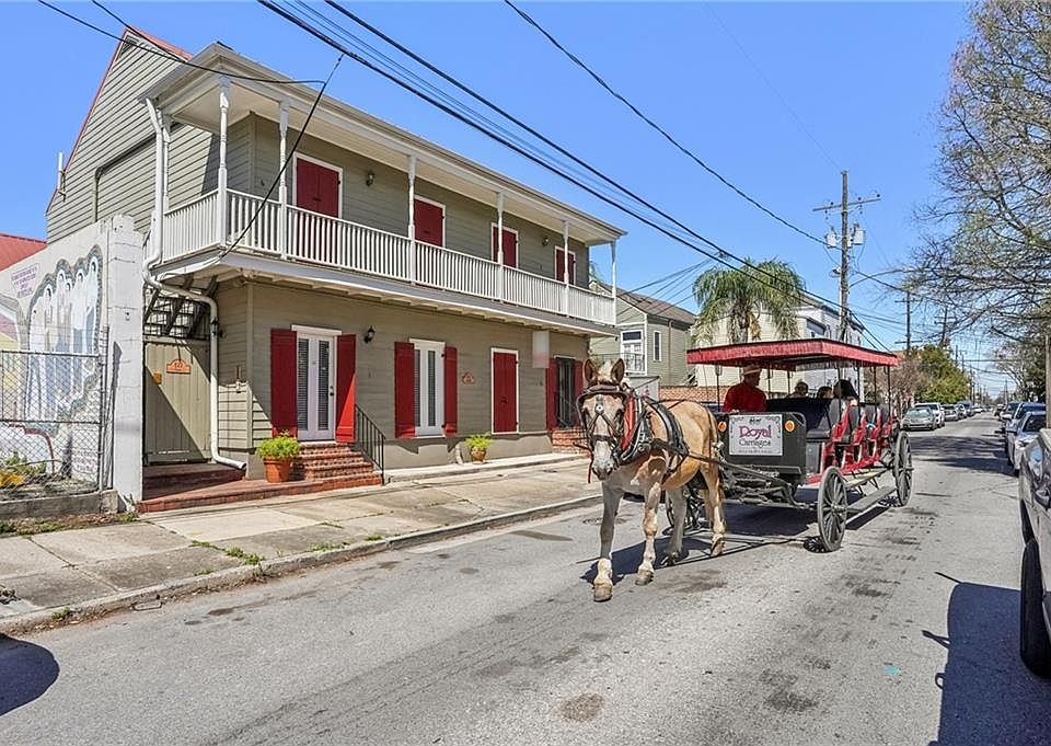 1st image of 822 Touro St APT 1