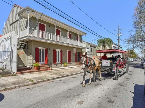 822 Touro St APT 1, New Orleans, LA 70116