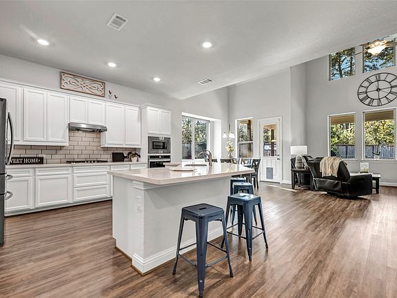 2nd image of 103 Brighton Woods Ct