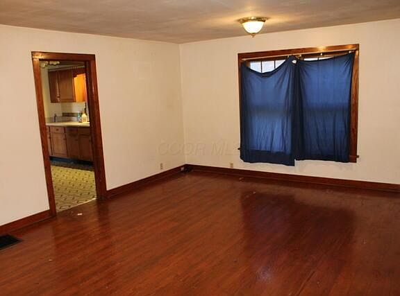 2nd image of 614 N Prospect St