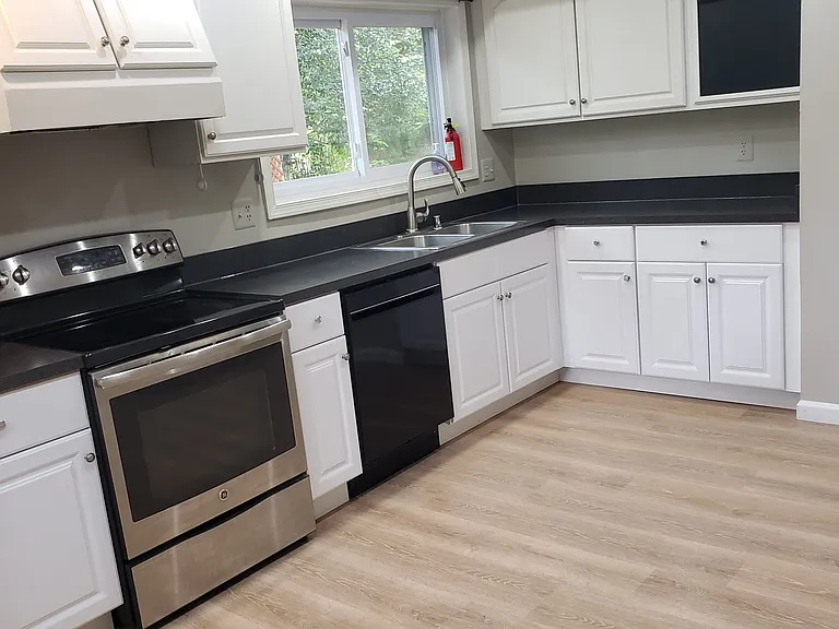 3334 Mansfield Rd — Photo 6
