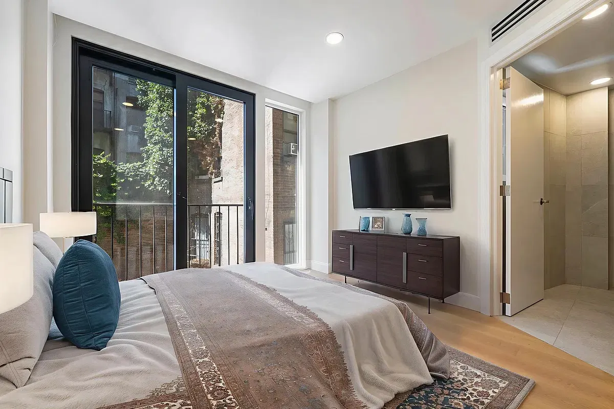 410 West 49th Street #1 in Hell's Kitchen, Manhattan | StreetEasy
