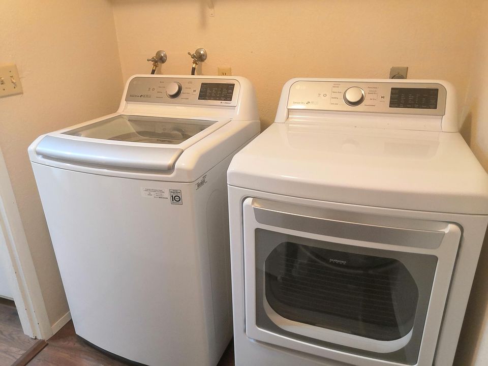 1st image of 14519 NE 30th Pl APT D19